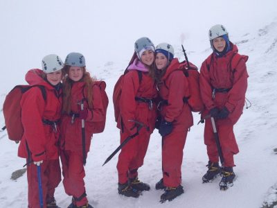 mountain walking Activities for kids Gwynedd