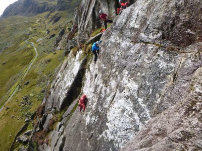 outdoor-rock-climbing-for-kids-north-wales uk