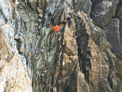 zip-line-coasteering-activity-trip-Snowdonia